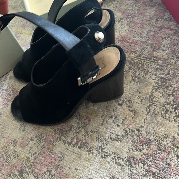 Marc fisher suede sandals - Picture 2 of 4